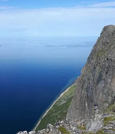 Fantastic View - Quiet And Relaxing By The Sea Kvaloya