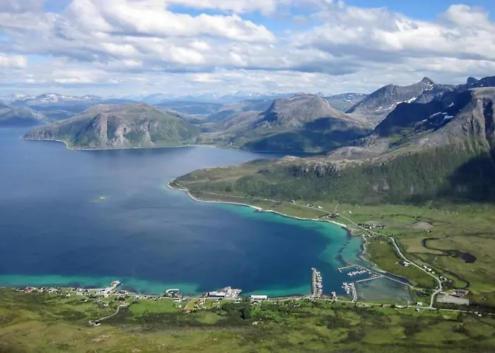 Fantastic View - Quiet And Relaxing By The Sea Hébergement de vacances Kvaloya