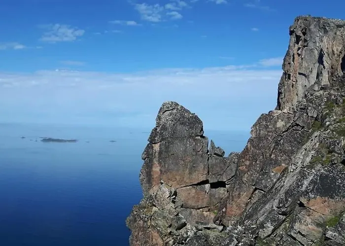 Fantastic View - Quiet And Relaxing By The Sea * Kvaloya