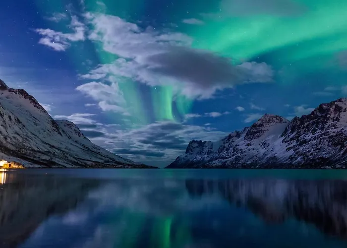 Fantastic View - Quiet And Relaxing By The Sea Kvaloya